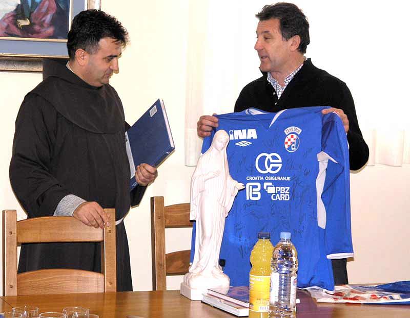 800Dinamo-Zg1.jpg